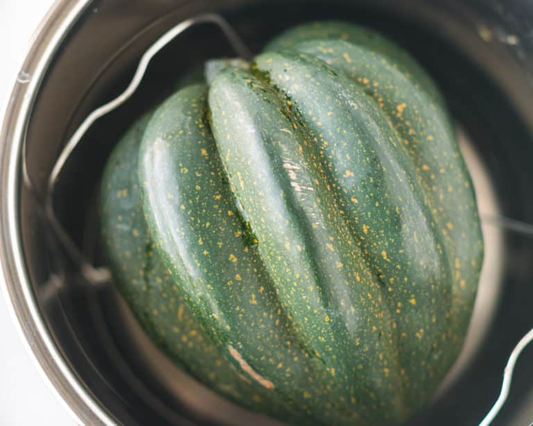 whole acorn squash in the instant pot