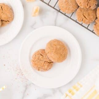 vegan and gluten free gingersnaps on table.