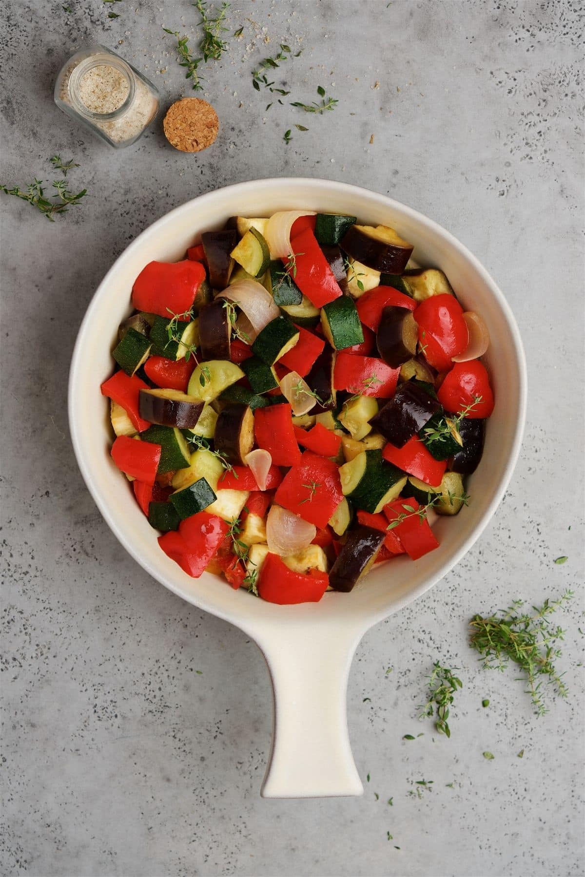 ceramic pan with vegetables.